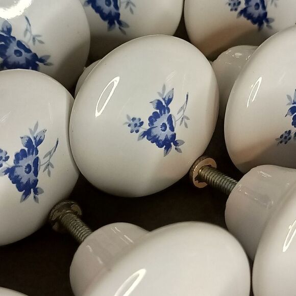 Vintage porcelain cabinet door pulls - Picture 6 of 13